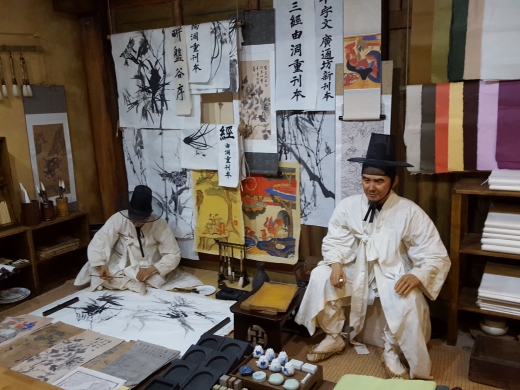 박물관에는 이렇듯 실감나는 재현 시설이 잘 갖추어져 있어 관람객들의 흥미를 북돋아준다.