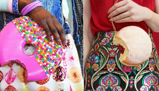 도넛 모양 핸드백