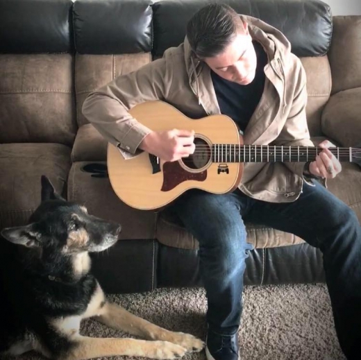 스미스와 바드자는 일과 시간 외에도 많은 여가를 함께 보냈다.