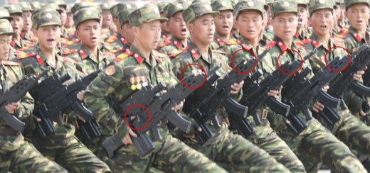 유탄총구 길이가 제각각인 북한판 복합소총(사진=조선중앙통신 캡처)
