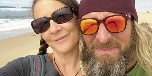 암으로 고통을 겪던 웬디는 기약 없는 항암치료가 아니라 유럽 대륙 여행을 선택했다. (사진=데일리메일)