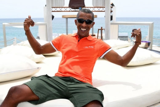 오바마 대통령으로 착각할지도 모르지만 그는 다섯 자녀를 둔 한 가정의 평범한 아빠다.(사진=텔레그래프, 메트로)