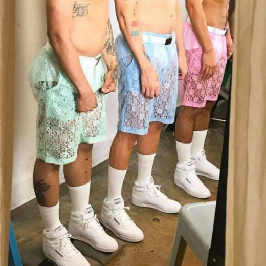 남자친구가 이 레이스 반바지를 입고 나타났다면, 여자친구들의 반응은 어떨지 궁금하다. (사진=메트로)