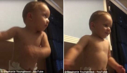 애창곡에 맞춰 춤을 추려는 제이크의 열정이 대단하다.