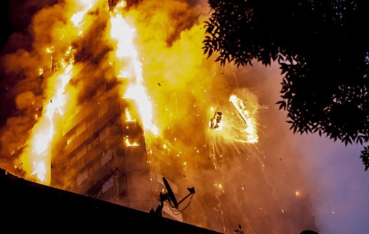 화재 원인으로 냉장고 폭발 가능성에 조금씩 무게가 실리고 있다.