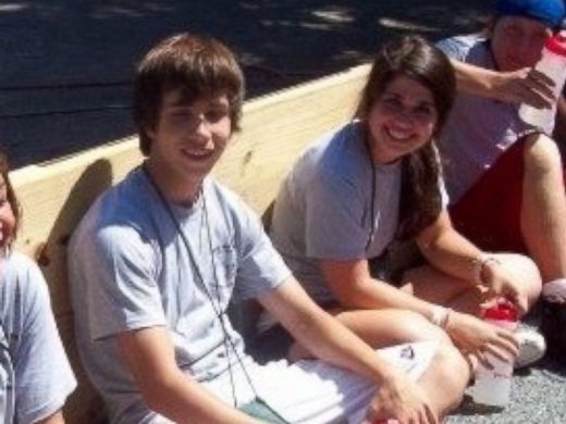 두 사람은 암환자를 위한 캠프에서 처음 만나 친구가 됐다.