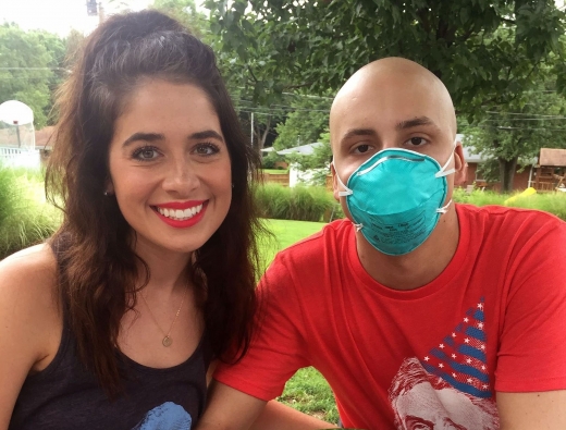 조이의 투병 생활 중에도 두 사람의 사랑은 변하지 않았다.