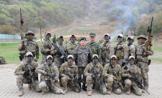 선진국 특수부대 버금가는 개인장비를 갖춘 해군특수전전단(사진=합동참모본부 제공)