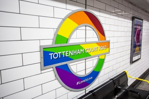 성 중립적인 표현으로 변화의 바람을 약속한 런던교통공사. (사진=메트로)