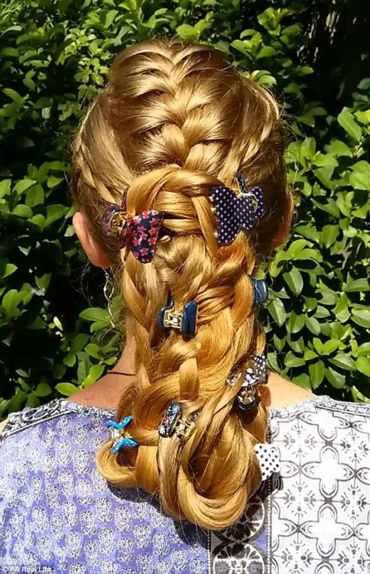 안드레아는 어떤 머리 스타일이든 15분~30분이면 뚝딱 연출해낸다.