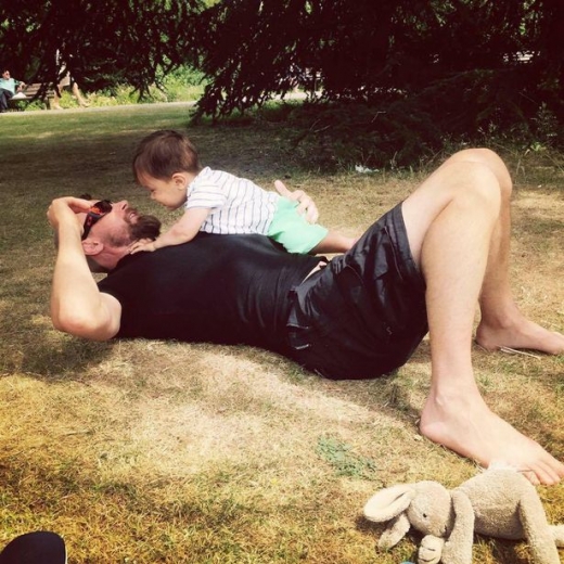 아빠는 아들 휴이와 보낸 되돌릴 수 없는 시간들을 평생 간직하고 싶어했다.