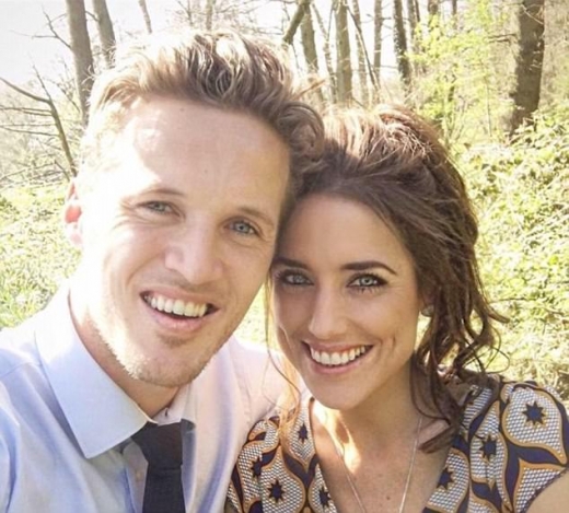 멀리 떨어져 있던 둘의 사랑이 다시 시작되는데 10년이란 시간이 걸렸다.