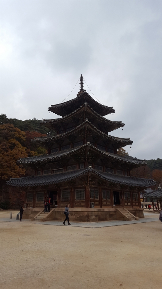 근대 이전에 제작된 우리 나라의 유일한 5층 목탑인 법주사 팔상전. 국보 55호다.