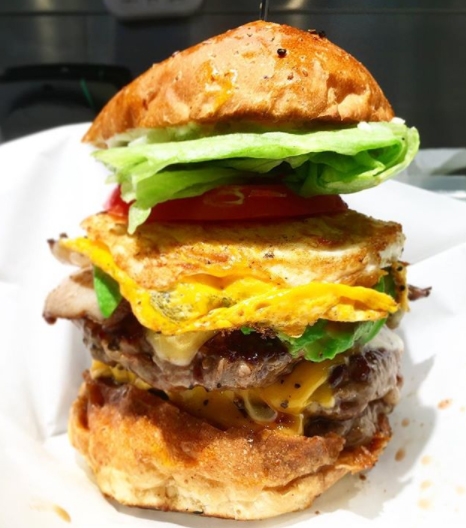 일명 ‘트럼프 햄버거’로 불리며 인기를 끌고 있는 햄버거