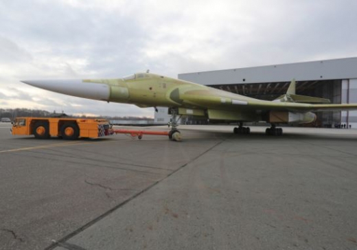 공장에서 갓 출고된 최신형 Tu-160M2 전략폭격기. (사진=러시아 국방부 홈페이지)