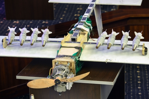 러시아가 시리아 내 자국 기지를 공격한 드론을 공개했다 (사진=연합뉴스)