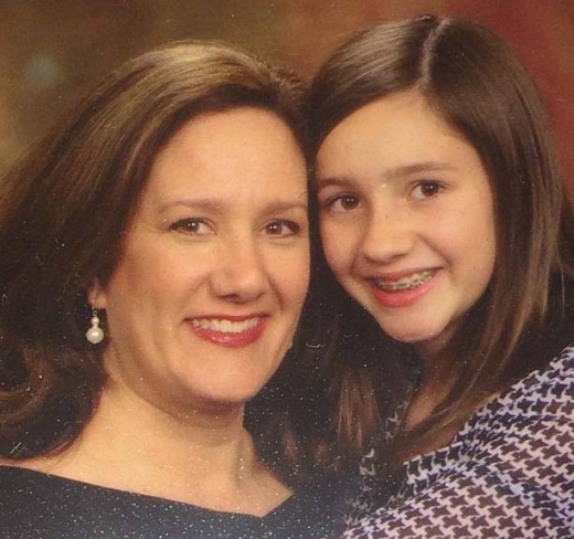 숨진 이사벨(오른쪽)과 엄마 산토로