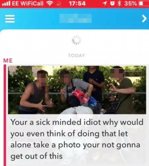 경찰은 미성년자인 아이들의 신원을 공개하지 않았지만, 사진을 찍은 아이를 포함해 총 다섯 명의 이름은 벌써 인터넷에 퍼진 상태다.