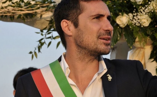 에르네스토 알레치 시장