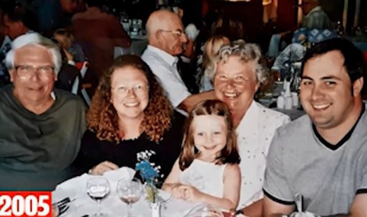 왼쪽부터 빌 프래츠, 딸 루스, 손녀딸 앨리스, 아내, 사위.