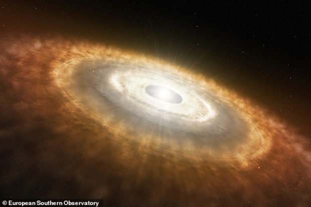 원시 태양계의 탄생. 예일대학의 크리스토퍼 스펄딩 연구원은 원시 태양계 초기를 컴퓨터로 모의실험한 결과, 원시 태양의 자전 속도와 활동이 지금보다 빠르고 강력해 태양풍이 현재보다 더 강했다고 전한다.(출처:ESO)