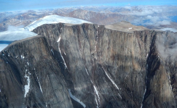 캐나다 배핀섬의 빙하와 만년설은 최근 수십 년간 급격히 후퇴해왔다.(사진: 기포드 밀러/콜로라도 볼더/INSTAAR)