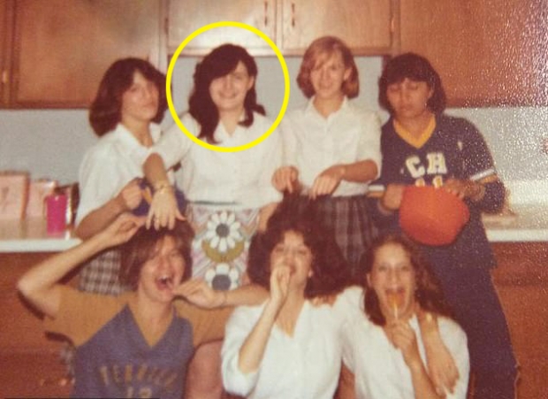 킴 해리스 데니콜라의 학창시절 모습 사진.