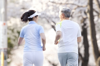 나이 들어서도 건강한 사람 1위는 일본인…한국인은 몇 위?