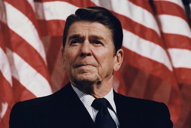 할리우드 배우 출신으로 미국 제40대 대통령을 지낸 로널드 레이건