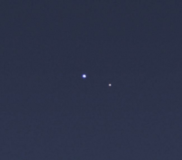 지구가 웃은 날의 확대 사진(ⓒJPL-Caltech/Space Science Institute/NASA)