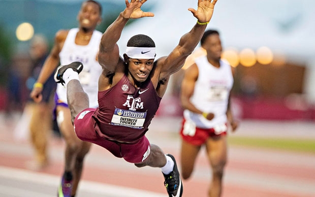 ‘2019 사우스이스턴컨퍼런스(SEC) 육상선수권대회’에서 텍사스A&M대학교 소속 인피니트 터커가 남자 400ｍ 허들 챔피언에 올랐다/사진=텍사스 A&M 대학교
