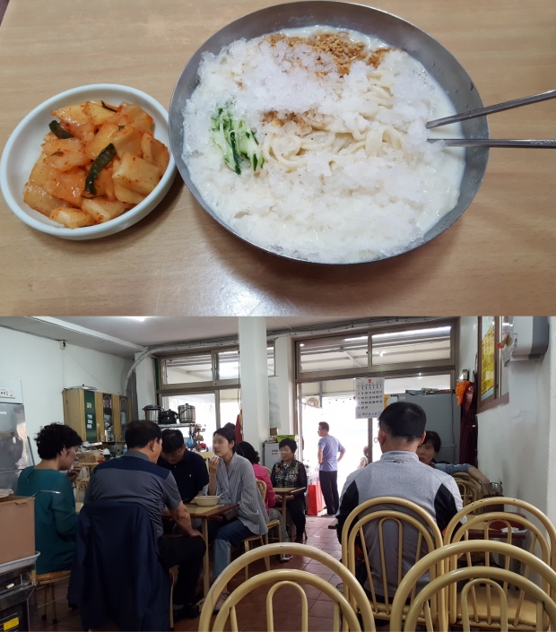 말바우 시장에서의 명물인 콩물국수. 콩국수를 콩물국수라 부른다