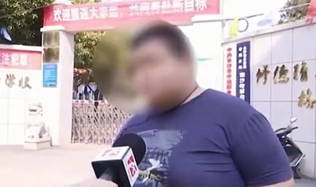 현지언론에 따르면 창사중위안직업중등학교는 지난달 말, 샤오 슝의 건강 상태가 학업을 계속할 수 없는 수준으로 판단된다며 퇴학을 결정했다./사진=창사TV