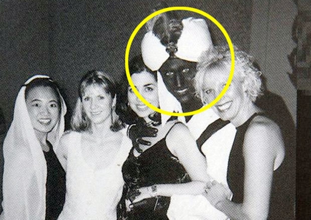 트뤼도 총리가 정계 입문 전 교사로 일했던 사립학교 웨스트포인트그레이아카데미 파티에 얼굴은 물론 목과 손 등 피부를 짙은 갈색으로 칠하고 터번을 쓴 채 등장한 사실이 드러나 파문이 일었다./사진=타임