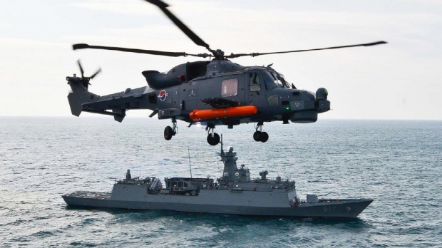 해군 안팎에서는 해상작전헬기 2차 사업에서는 현재 운용중인 AW-159 와일드캣보다 성능이 뛰어난 해상작전헬기를 도입해야 한다는 의견이 강하게 제시되고 있다. /사진=해군