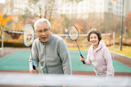 “60대 들어서도 운동하면 심장질환 위험 줄어든다” (연구)