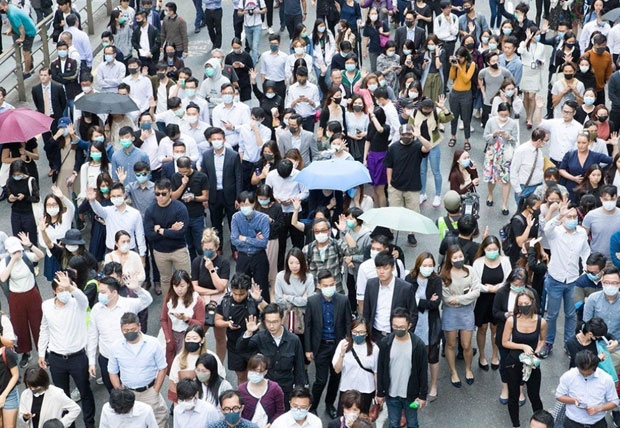 15일 ‘런치 위드 유’ 시위 현장/사진=홍콩 스탠드뉴스 캡쳐