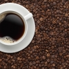 “커피 4잔 수준 카페인 섭취, 체내 지방 생성 억제 가능” (연구)