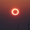 [우주를 보다] 지구와 우주서 본 ‘불타는 반지’ 금환일식 포착