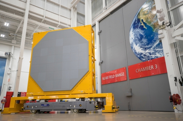 스파이-6 레이더는 수동형 전자주사식 위상배열 레이더인 스파이-1과 달리 능동형 전자주사식 위상배열 레이더로 알려져 있다 사진=미 레이시온사