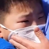 中 8살 소년, 코로나19 의료진 엄마와 한달만에 재회하자…(영상)