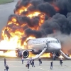 미끄러지며 불타는 여객기…비상착륙 러 사고기 영상 추가 공개 (영상)
