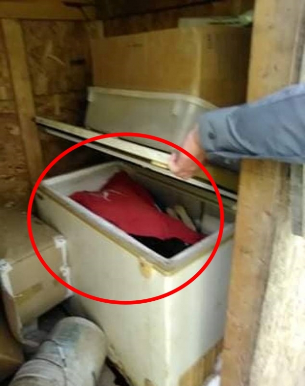 동물 사체가 보관돼 오던 미국 켄터키주 한 동물보호소의 냉동고(붉은 원)