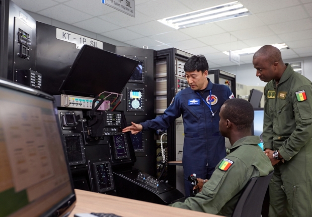 세네갈 조종사들과 정비사들의 교육 훈련도 국내에서 진행되고 있다. / 사진=한국항공우주산업