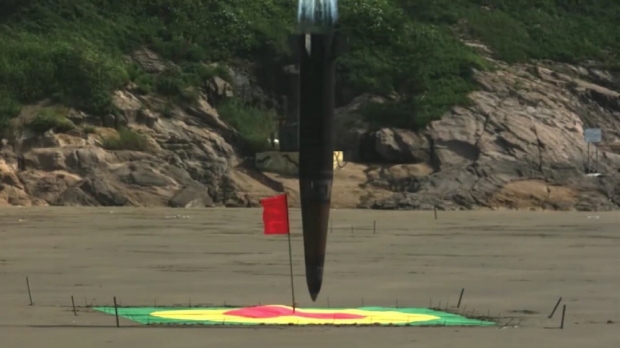 사거리 500㎞의 현무-2B는 땅속 깊은 곳에 있는 지하시설물을 파괴할 수 있는 고관통탄두를 내장해, 사실상 ’벙커버스터 탄도미사일‘이라고 할 수 있다.(사진=국방부)