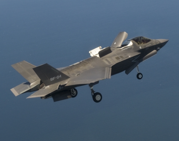 F-35B 전투기에 이륙과 착륙에 사용되는 리프트 팬은 4만 5백 파운드의 추력을 자랑한다. 사진=미 해군