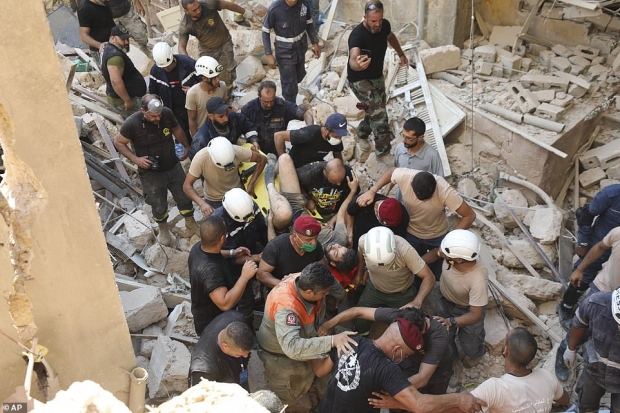 지난 4일 베이루트에서 일어난 폭발 사고로 150여 명이 사망하고 5000명 이상이 다쳤다.(사진=AP 연합뉴스)