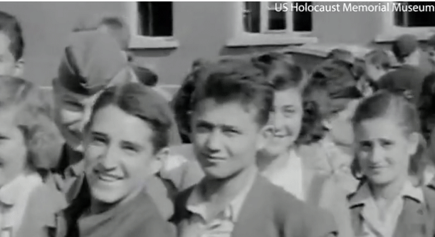 75년 전 스위스행 열차에 오르기 전 촬영된 영상