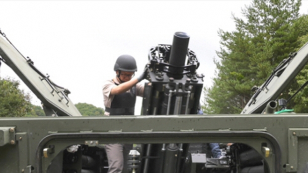 신형 120mm 자주박격포는 기존의 4.2인치 박격포 대비 사거리가 최대 2.3배 그리고 화력이 1.9배 늘어났다. (사진=방위사업청)