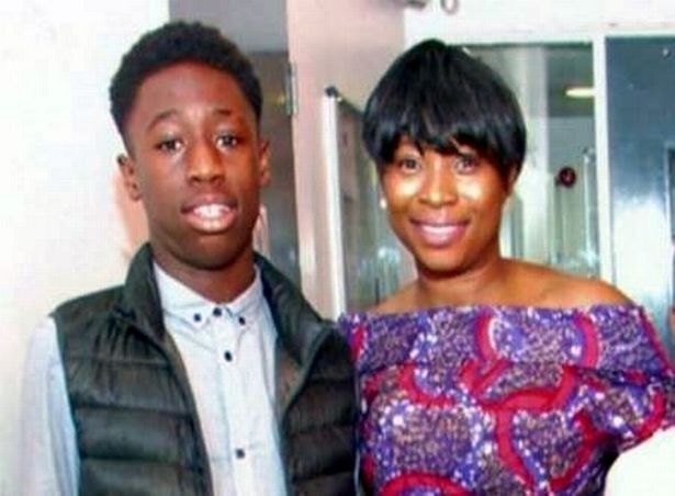 또래가 휘두른 칼에 찔려 숨진 피해 소년(왼쪽)과 어머니